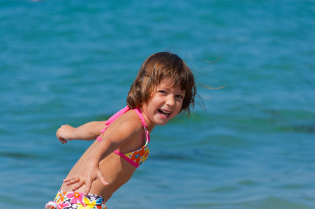 儿童和夏季海滩度假海