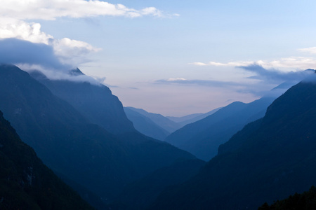 尼泊尔山景观