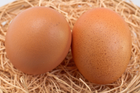 两个蛋在稻草床上用品