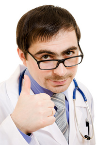 医生用听诊器和眼镜的姿态在白色背景上显示好