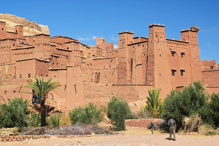 ait 本 haddou