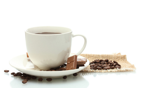 喝杯咖啡 豆类和孤立在白色的巧克力