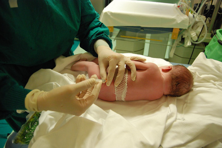 新生儿 第一次注射