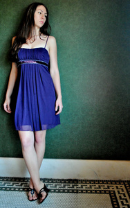 蓝色的连衣裙 2