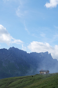 雄伟壮观的高山景观