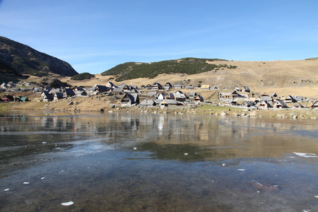 高山湖泊