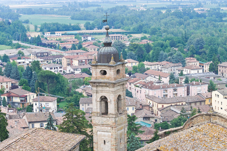 castellarquato 的全景视图。艾米利亚罗马涅区。意大利