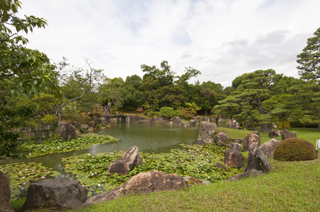 下一个湖的风景