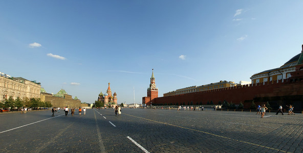 上一个夏日，红色正方形全景。莫斯科俄罗斯