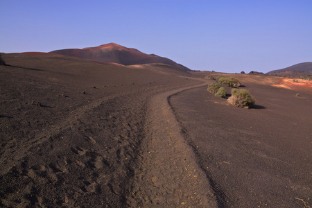 走进火山公园