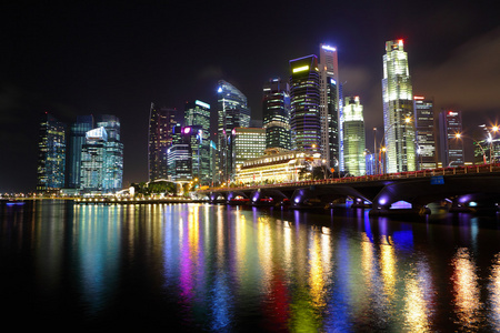 新加坡在晚上