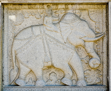 浅浮雕与大象的图