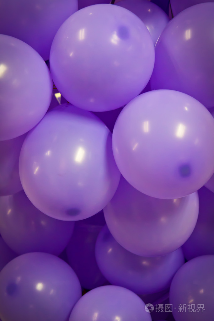 紫色的气球