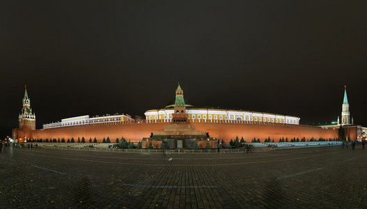 晚上红色正方形的全景。莫斯科，俄罗斯