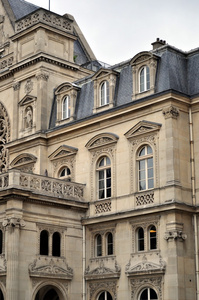 paris.museum 罗浮宫的视图
