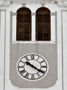 时钟和窗口