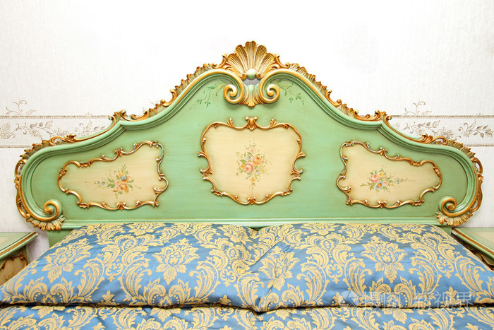 巴洛克式床详细信息