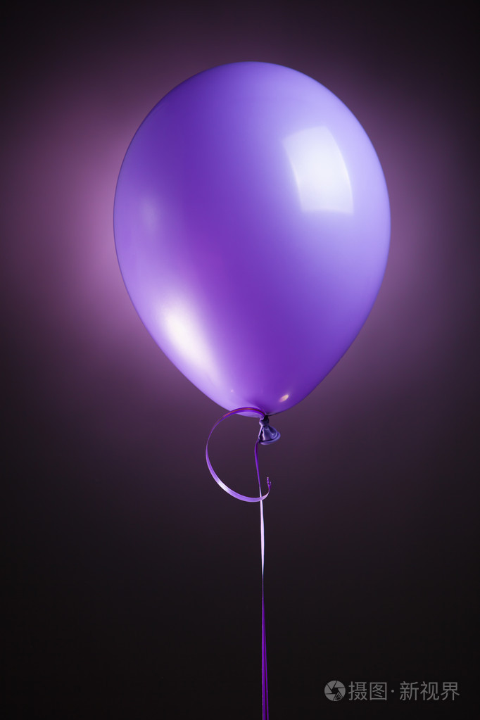 节日紫色气球