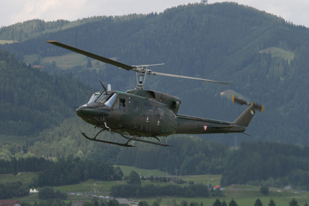 贝尔刀贝尔 212 直升机照片