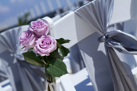 Roses with silver ribbon