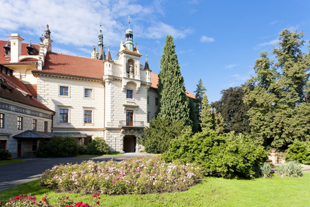 尼采宫，捷克共和国