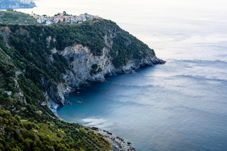 在早晨，五渔村，意大利 corniglia 的村庄