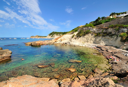 沐浴在海面上