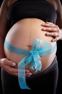 怀孕和蓝丝带