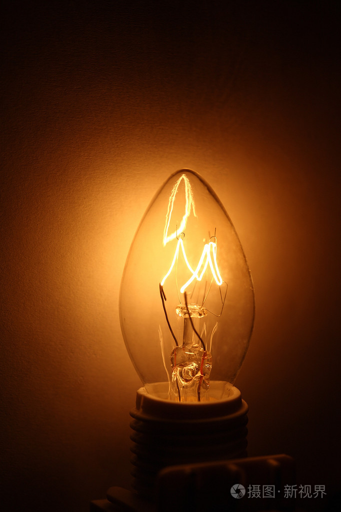 发光的白炽灯