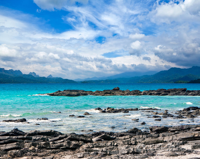 *3189px无水印下载免费10次/天下载小样发票合同问题/举报天空风景