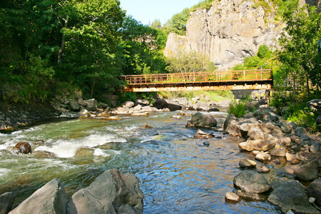 山区河流