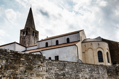 优夫洛西斯教会在 porec，克罗地亚