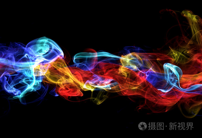 红色和蓝色烟雾