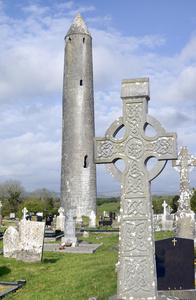 kilmacduagh 修道院塔