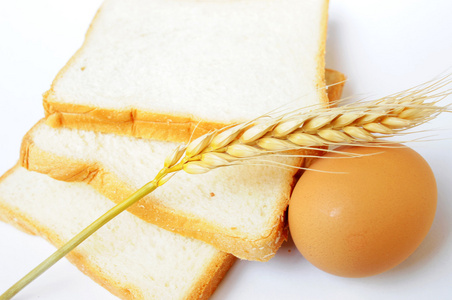 面包 麦穗和鸡蛋