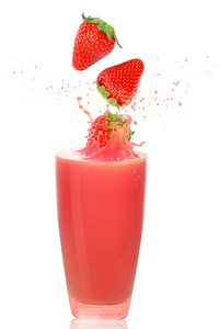 甜浆果果汁包装设计草莓汁飞溅.