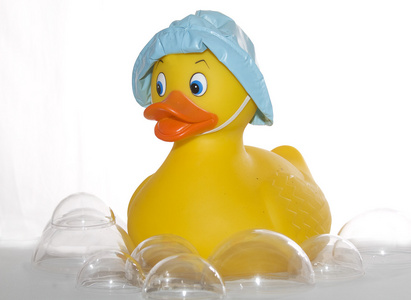 黄色鸭子洗个澡