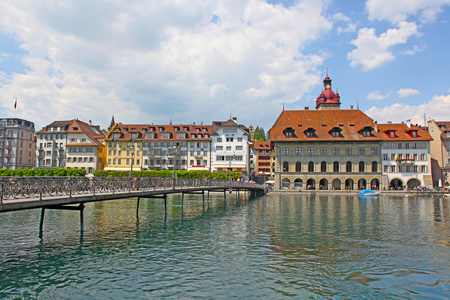 河上镇的看法。卢塞恩。瑞士