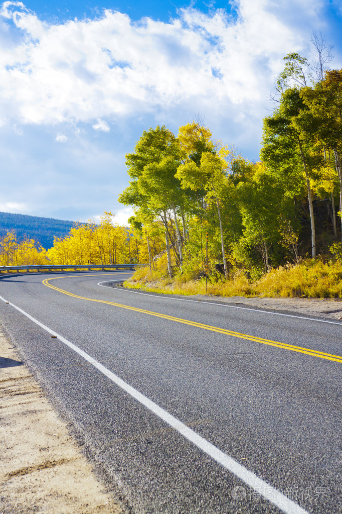在科罗拉多州路照片-正版商用图片19qhd7-摄图新视界