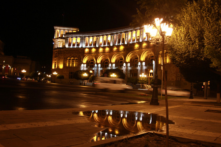 埃里温资本的亚美尼亚在这个小镇的中央广场