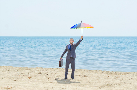 上海滩伞的男人