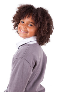 一个可爱的非洲裔美国小男孩的肖像