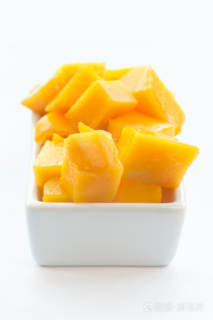 上一个白盘子里 02 芒果多维数据集照片-正版商用图片19r5mk-摄图新视