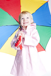 雨伞的小女孩的肖像