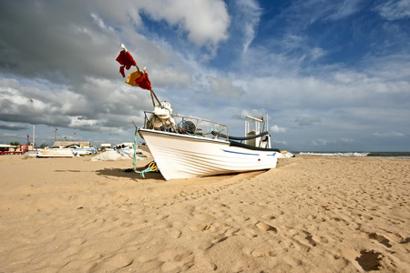 费希尔船上海滩的阿玛考德佩拉在葡萄牙