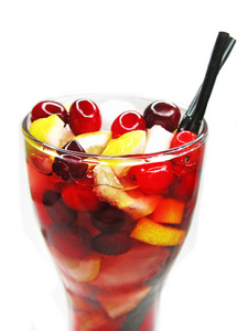 冷果汁饮料与樱桃图片