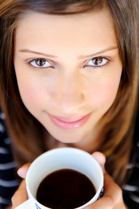 咖啡与女人的脸