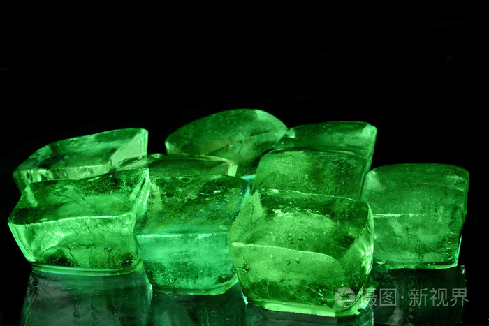 绿色冰多维数据集