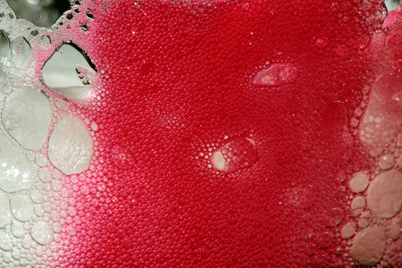 红色彩色的泡沫