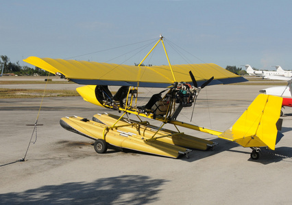 adventureous超轻型飞机照片